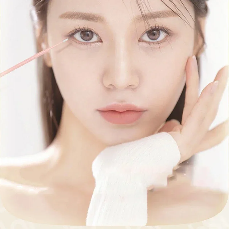 Brosse de nettoyage de cils, 1 - Beauty In Makeup avis et prix