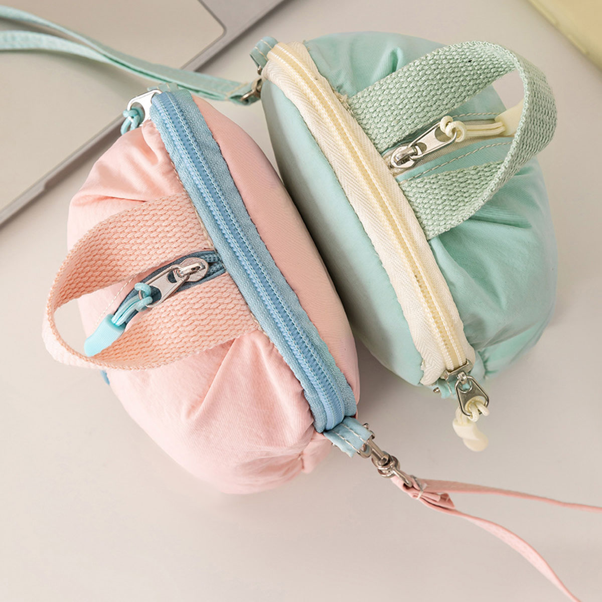 Sac de rangement pour sous-vêt - Makeup Organizer avis et prix
